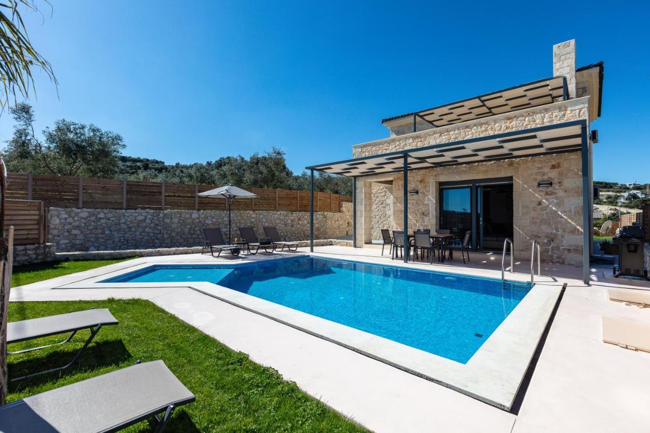 Villa Vera Natura I & Ii, With Private Pools, Bbq & Playground, By Thinkvilla
